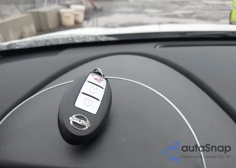 2013 Nissan Rogue Sv z USA, uszkodzony, nr VIN JN8AS5MV4DW643749